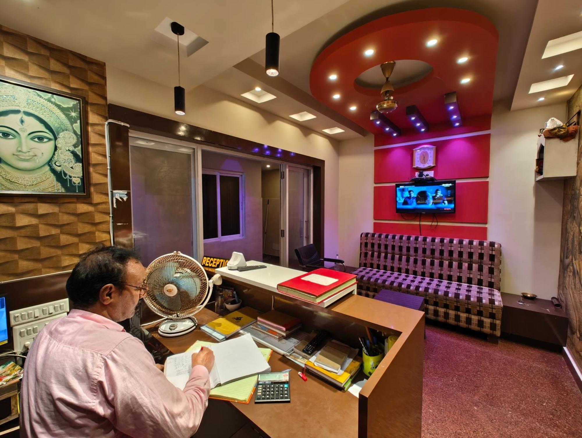 Blue Sagar - Near-bengali-market-sea-beach-and-temple With-lift-and-parking-facilities-restaurant Available-best Seller In City Puri